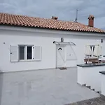 Caveromane