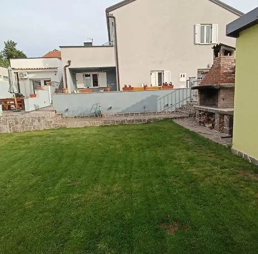 Lejlighed Caveromane *