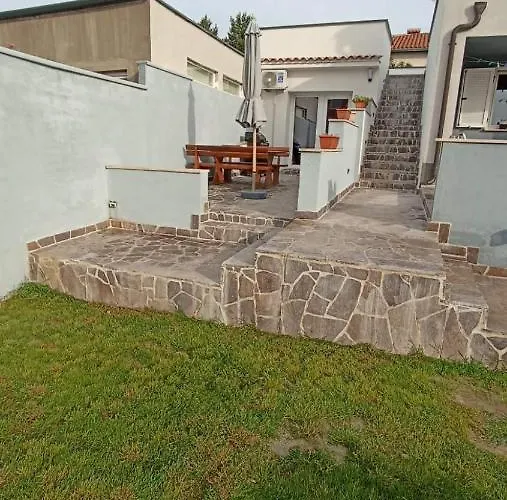 Caveromane Lejlighed