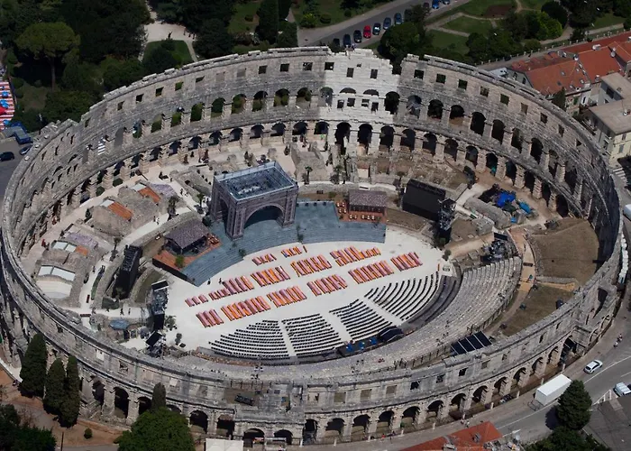 Caveromane Lejlighed Pula