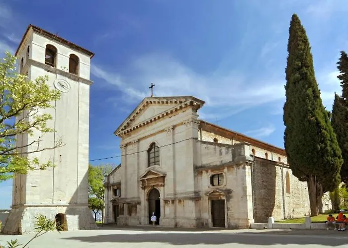 Caveromane Lejlighed *