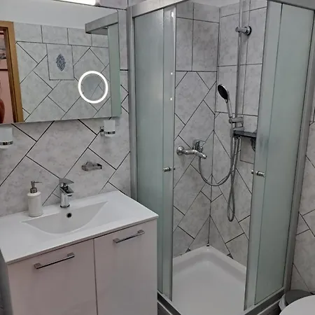 Apartment Caveromane Pula
