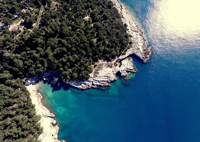 Caveromane Διαμέρισμα Πούλα