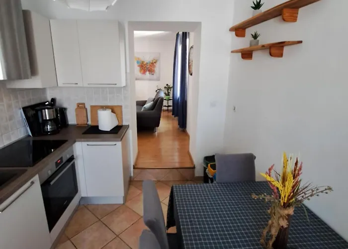 Caveromane Πούλα